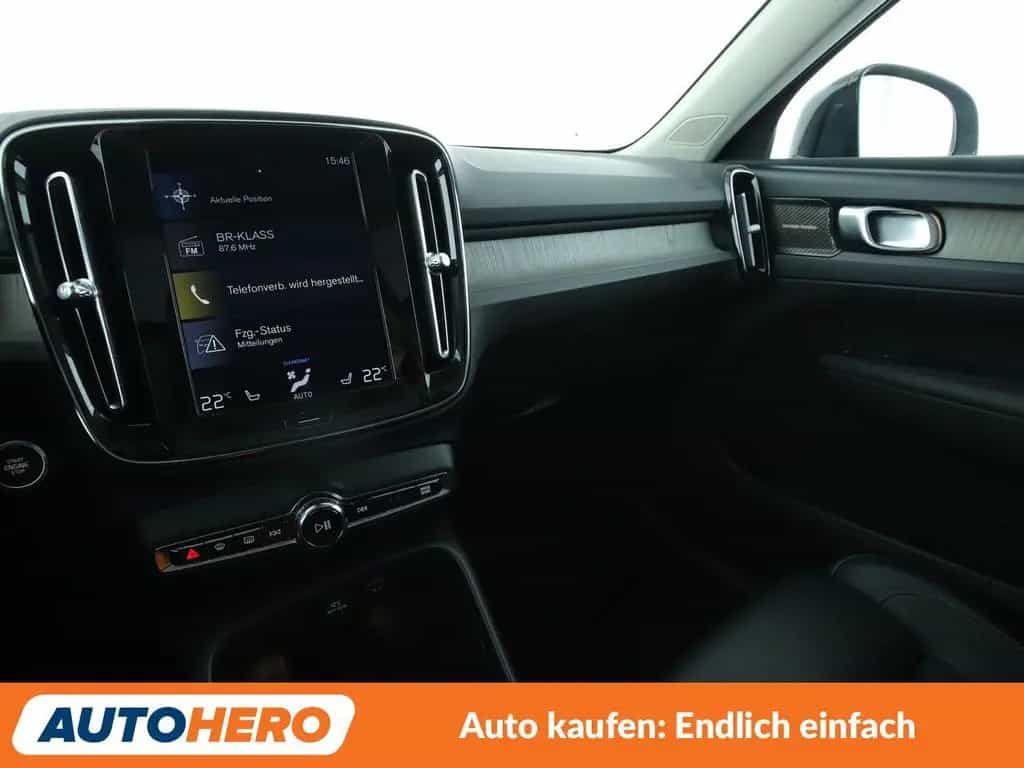Volvo XC40 2.0 T4 Inscription 2WD Aut.*NAVI*LED*TEMPO* 11/2019-photo-24