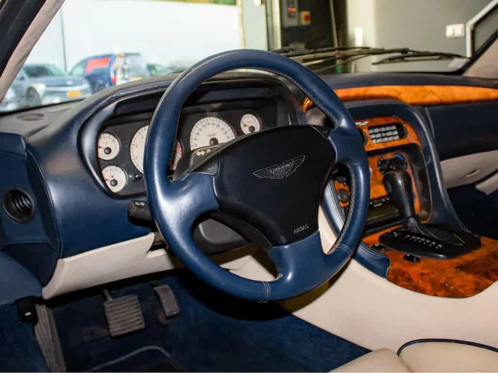 Aston Martin DB7 Vantage Volante Vantage V12 6.0L 420CV AUTOM 10/2001-photo-14
