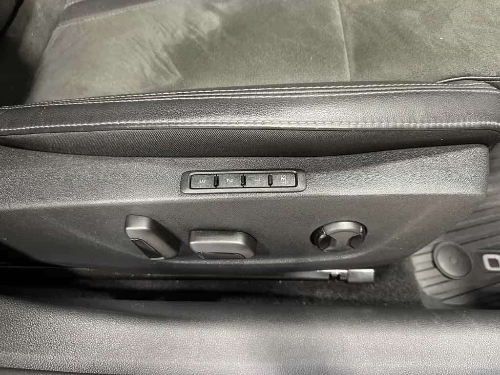 Skoda Octavia Combi 1.5 TSI Style LED|Navi|SHZ|Canton| 01/2021-photo-11
