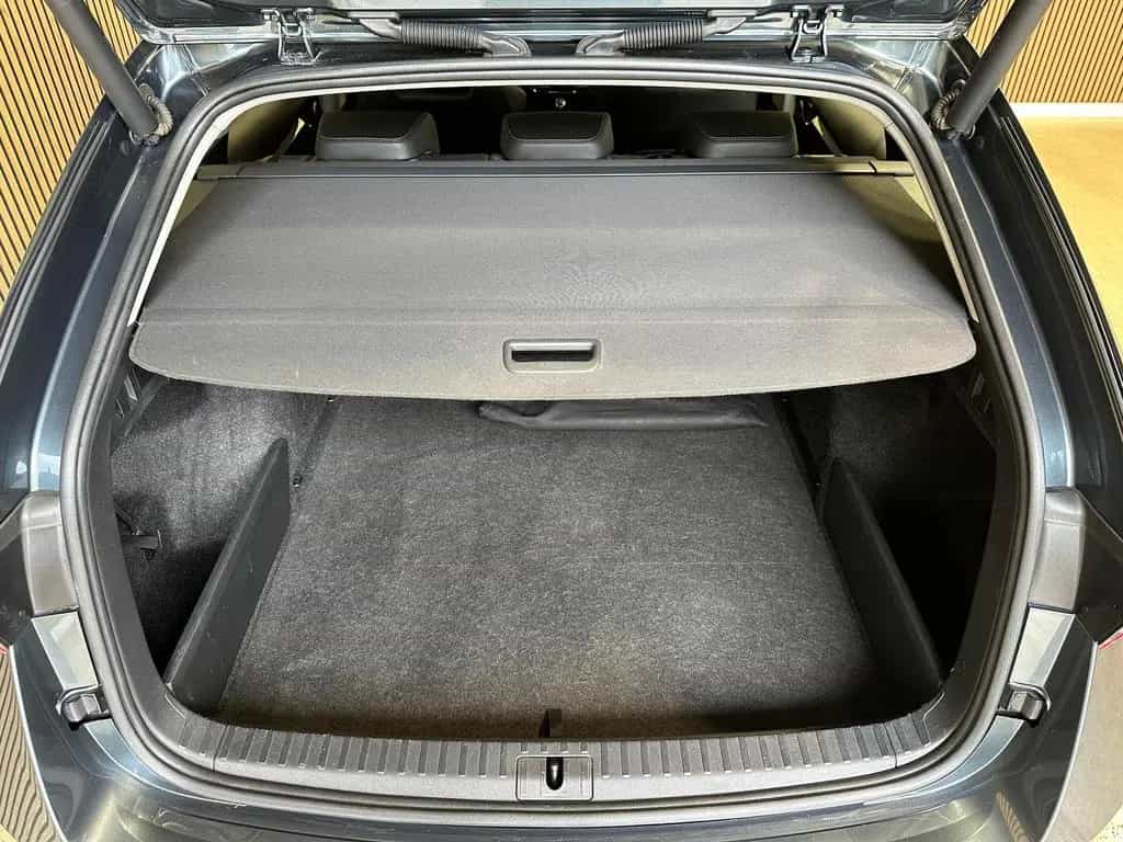 Skoda Octavia Combi 1.5 TSI Style LED|Navi|SHZ|Canton| 01/2021-photo-24