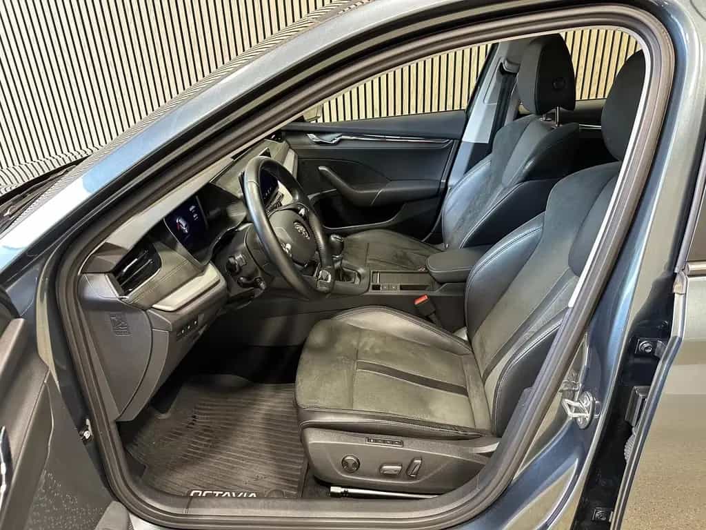 Skoda Octavia Combi 1.5 TSI Style LED|Navi|SHZ|Canton| 01/2021-photo-4