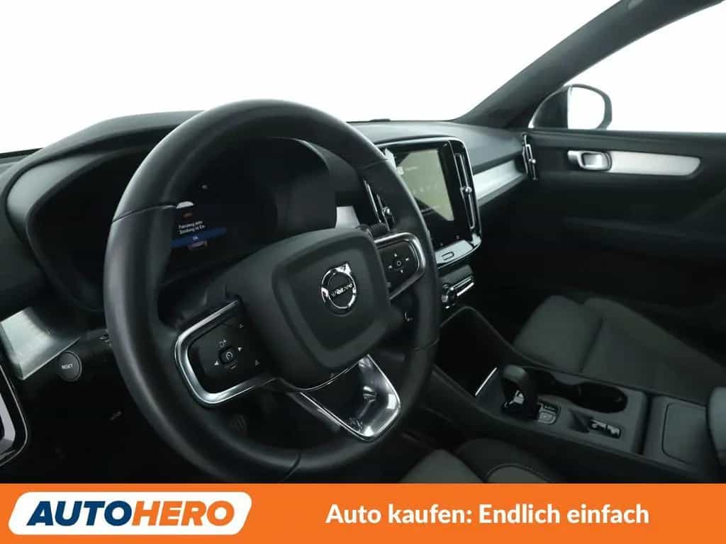 Volvo XC40 2.0 B3 Core 2WD Aut.*LED*PDC*SHZ*TEMPO 12/2022-photo-10