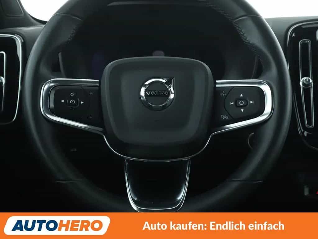 Volvo XC40 2.0 B3 Core 2WD Aut.*LED*PDC*SHZ*TEMPO 12/2022-photo-18
