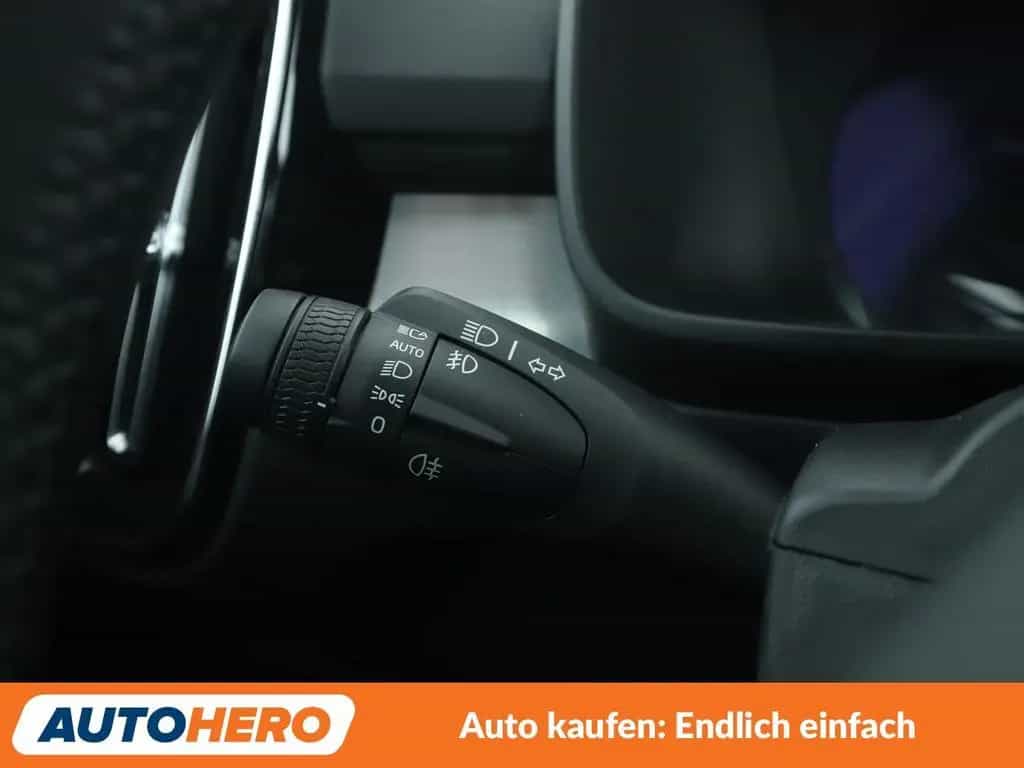 Volvo XC40 2.0 B3 Core 2WD Aut.*LED*PDC*SHZ*TEMPO 12/2022-photo-26