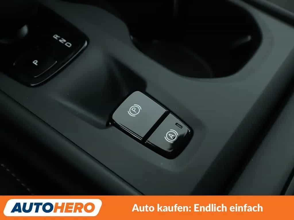 Volvo XC40 2.0 B3 Core 2WD Aut.*LED*PDC*SHZ*TEMPO 12/2022-photo-28