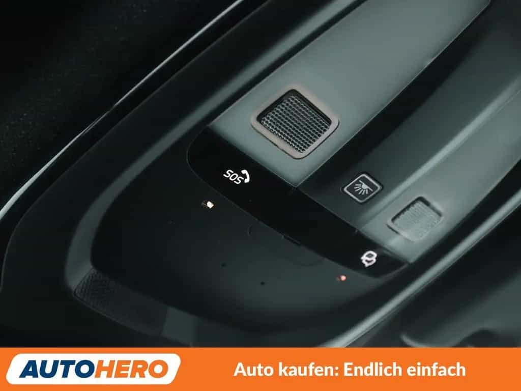 Volvo XC40 2.0 B3 Core 2WD Aut.*LED*PDC*SHZ*TEMPO 12/2022-photo-29