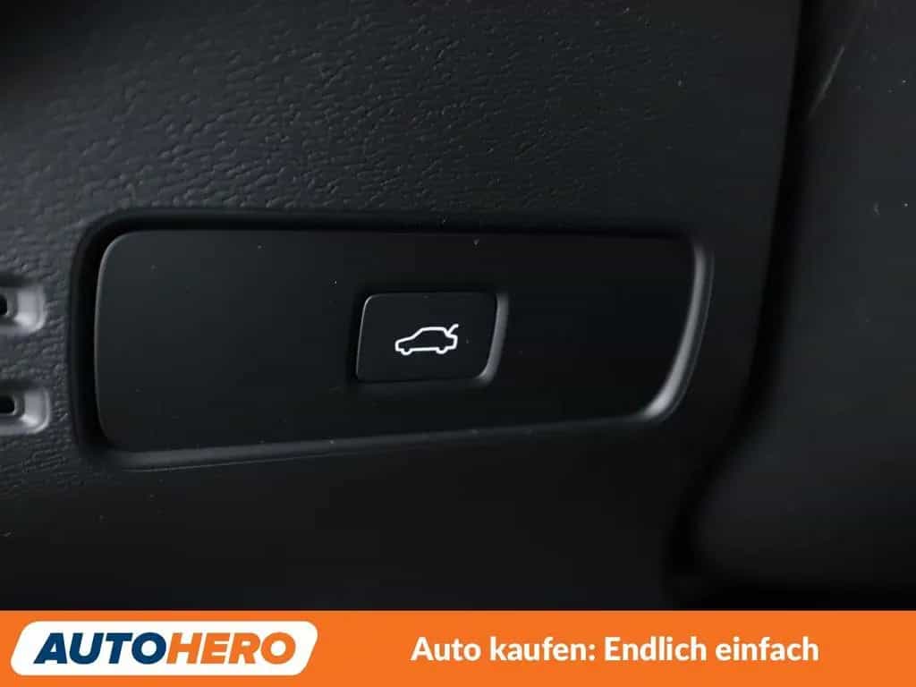 Volvo XC40 2.0 B3 Core 2WD Aut.*LED*PDC*SHZ*TEMPO 12/2022-photo-30