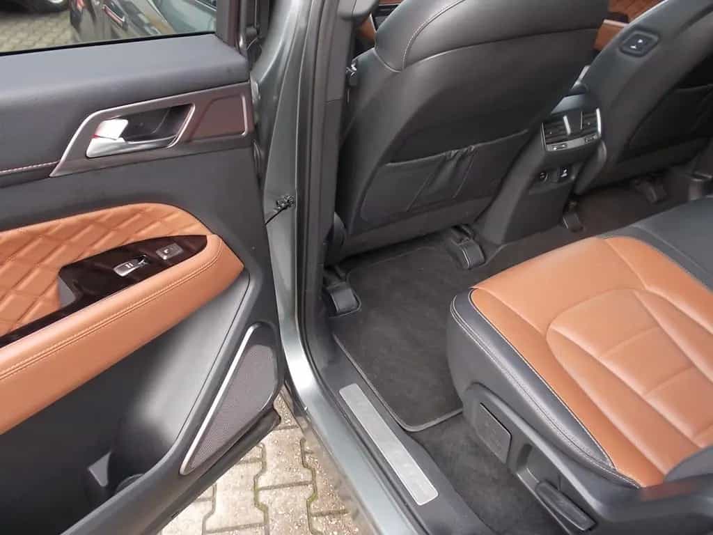 Ssangyong REXTON Sapph. 4WD AT AHK Leder SD Navi Alu20" 03/2020-photo-14