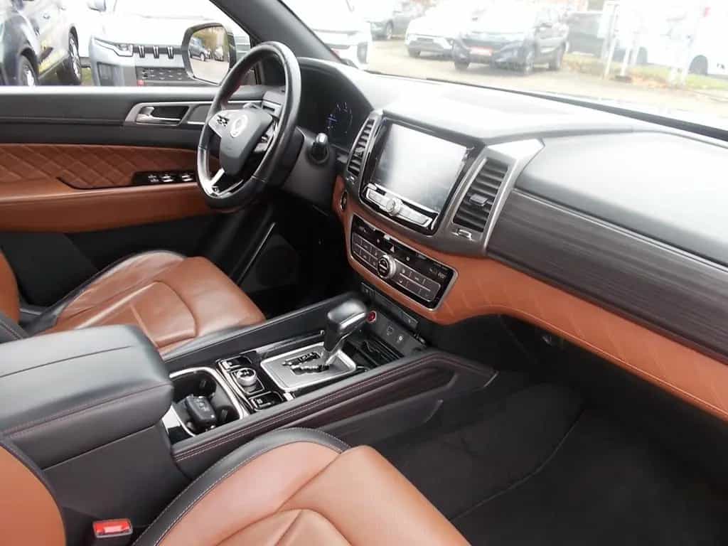 Ssangyong REXTON Sapph. 4WD AT AHK Leder SD Navi Alu20" 03/2020-photo-32