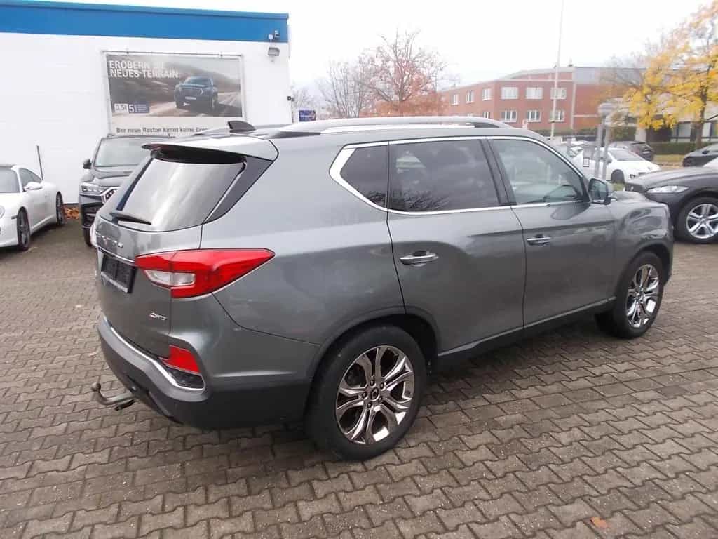 Ssangyong REXTON Sapph. 4WD AT AHK Leder SD Navi Alu20" 03/2020-photo-4