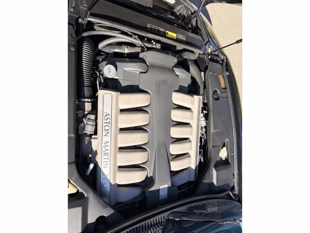 Aston Martin DB7 Vantage V12 6.0 03/2002-photo-13