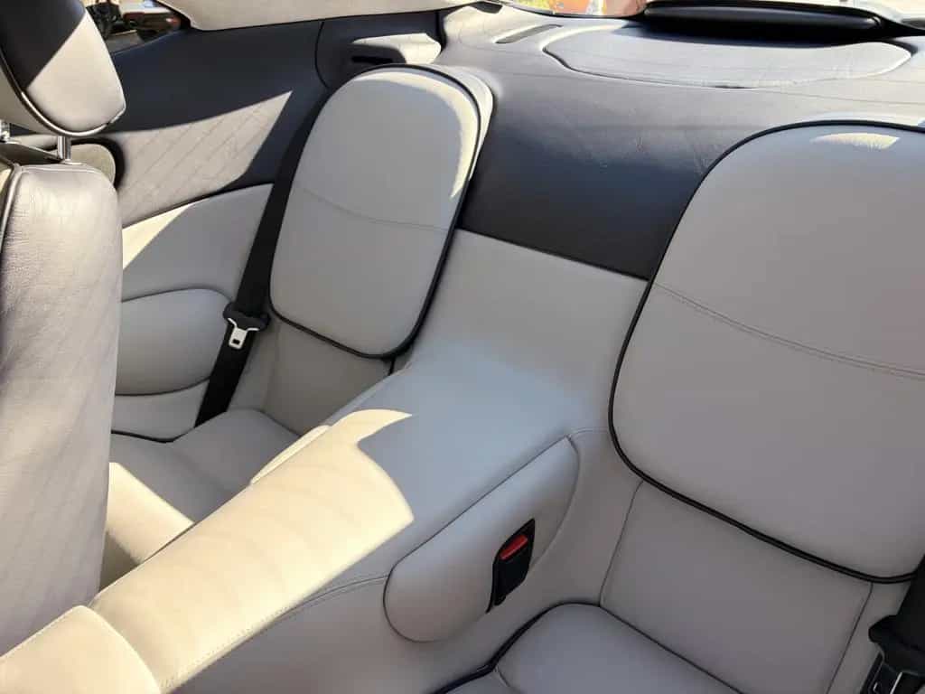 Aston Martin DB7 Vantage V12 6.0 03/2002-photo-9