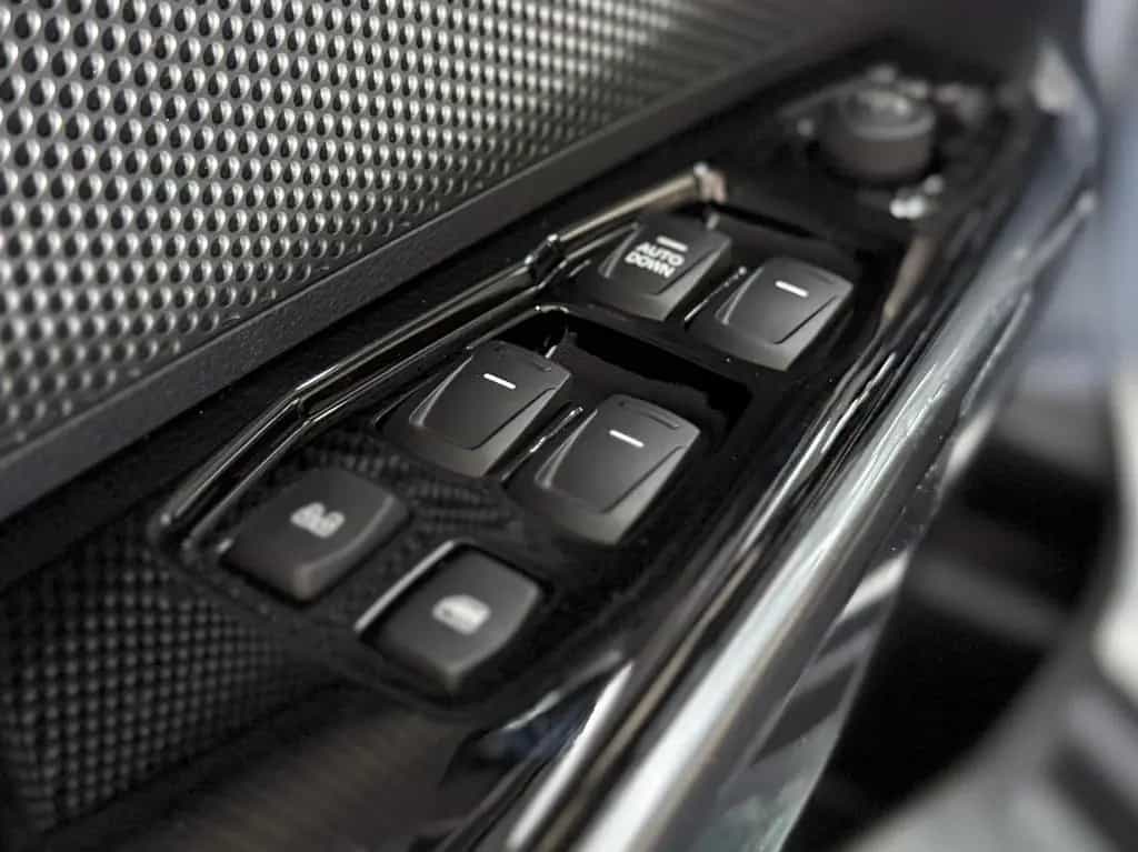 Ssangyong Tivoli 1.5 GDI 4x2 / Sitzhzg. Lenkradhzg. Kam... 12/2025-photo-11