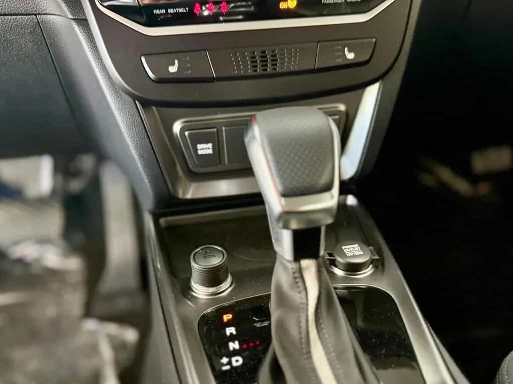 Ssangyong Tivoli 1.5 GDI 4x2 / Sitzhzg. Lenkradhzg. Kam... 12/2025-photo-14