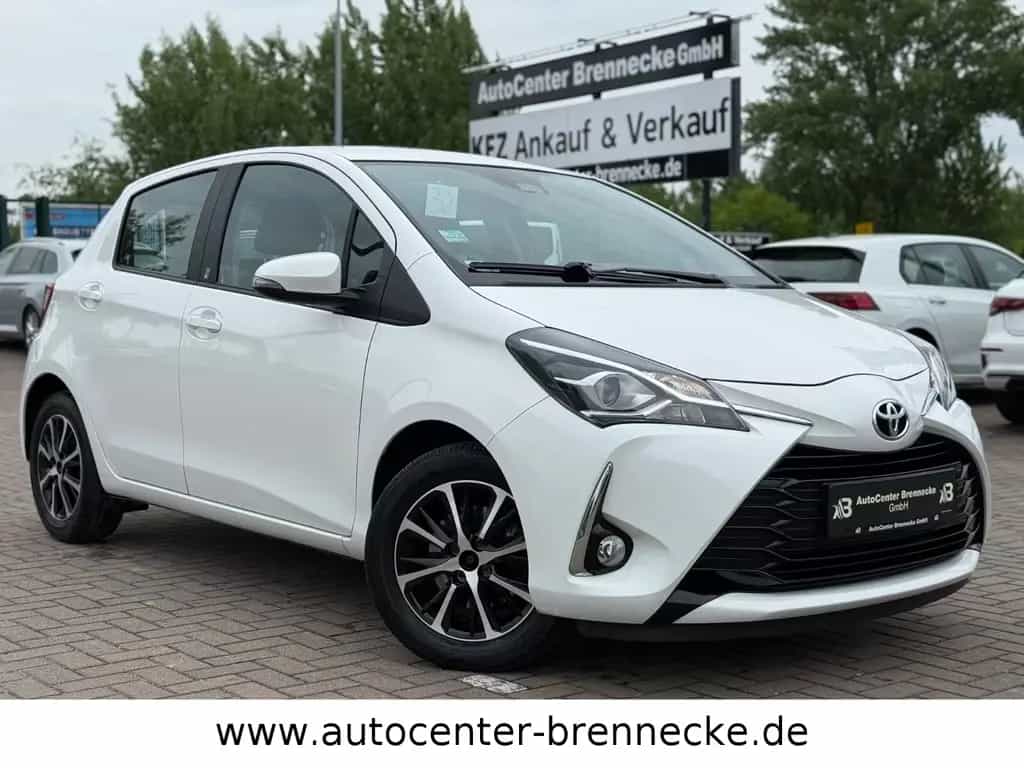 Toyota Yaris Team D*8-fach bereift*Rückfahrkamera* 12/2018-photo-0