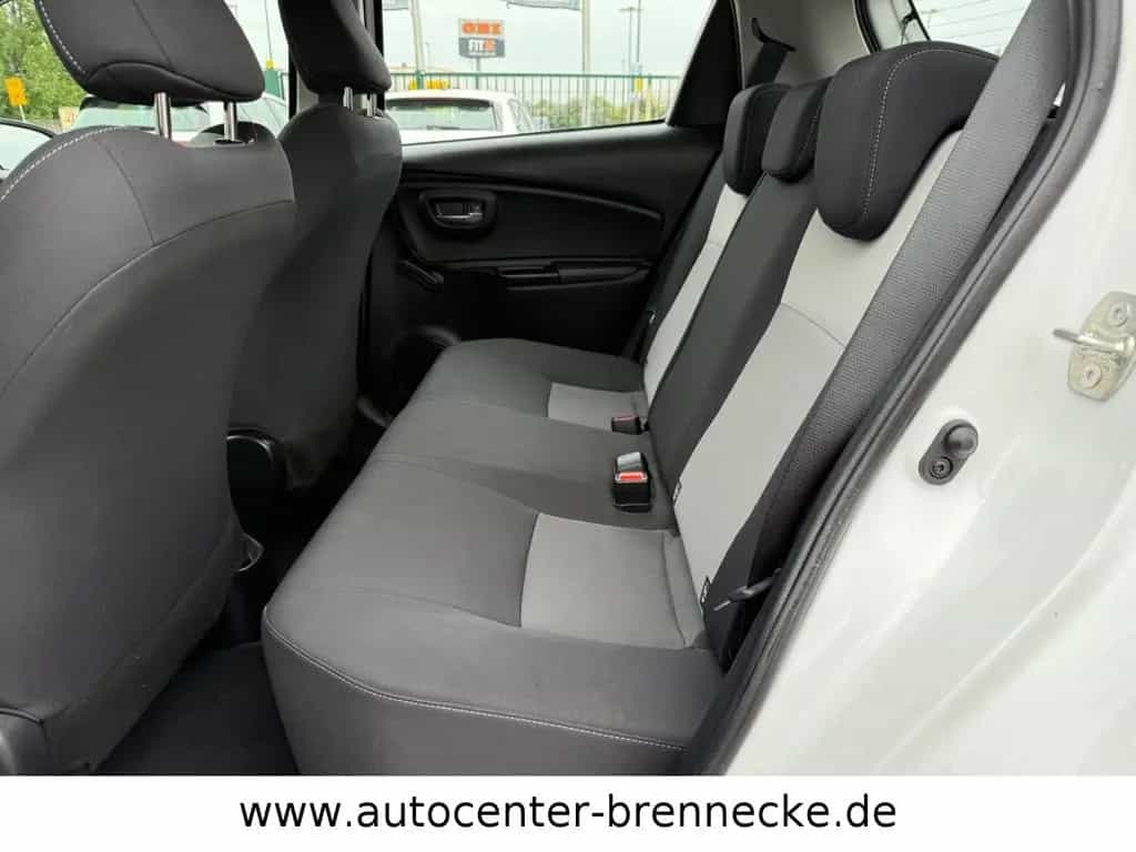 Toyota Yaris Team D*8-fach bereift*Rückfahrkamera* 12/2018-photo-12