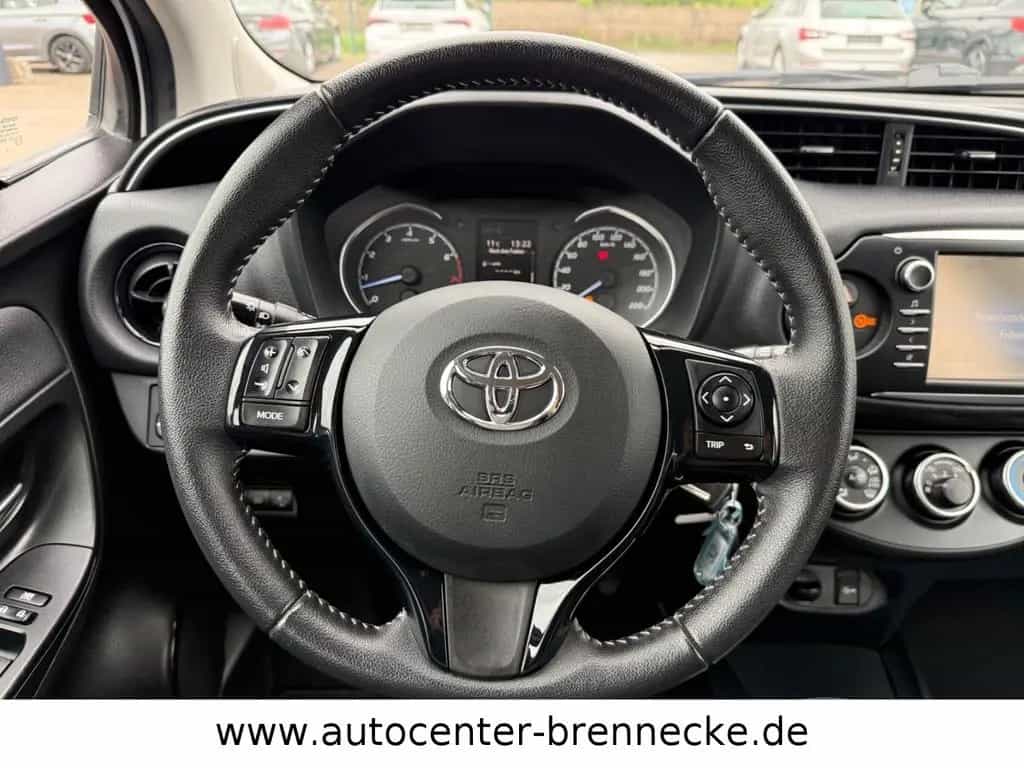 Toyota Yaris Team D*8-fach bereift*Rückfahrkamera* 12/2018-photo-13