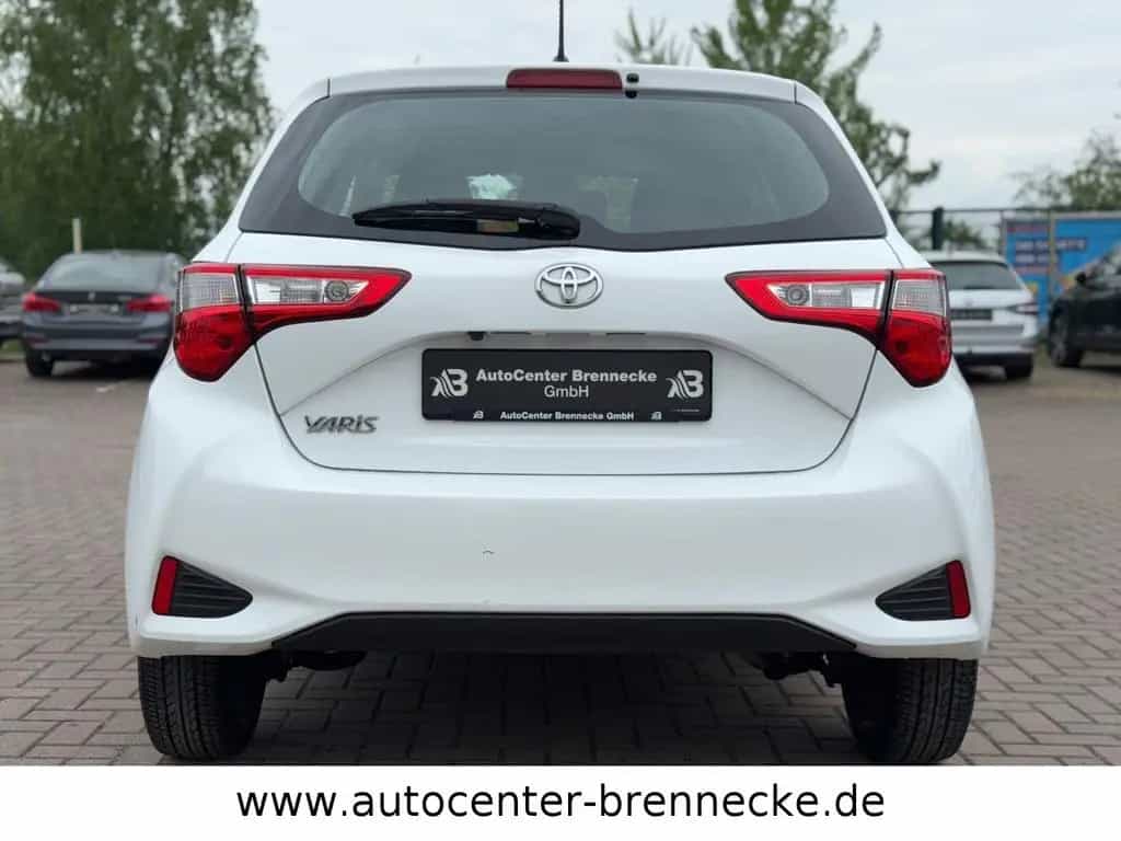 Toyota Yaris Team D*8-fach bereift*Rückfahrkamera* 12/2018-photo-4