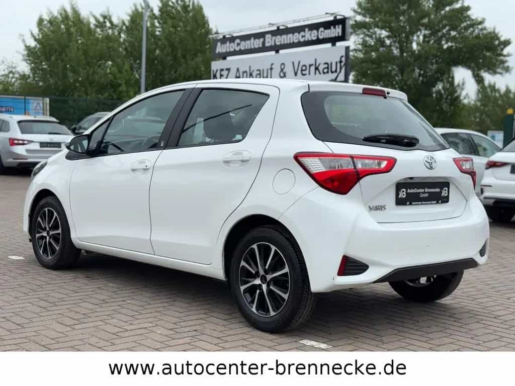 Toyota Yaris Team D*8-fach bereift*Rückfahrkamera* 12/2018-photo-5