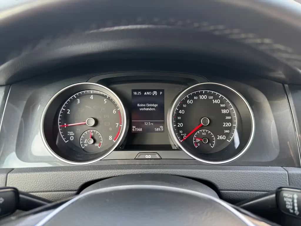 Volkswagen Golf VII Lim. R-Line DSG LED ACC NAVI 10/2019-photo-16