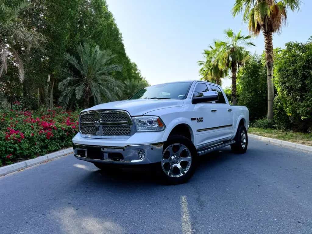 Dodge RAM 3.0DIESEL*OFFROAD*LIFT*LARAMIE*AHK*NAVI*LUFT*PDC 12/2015-photo-1