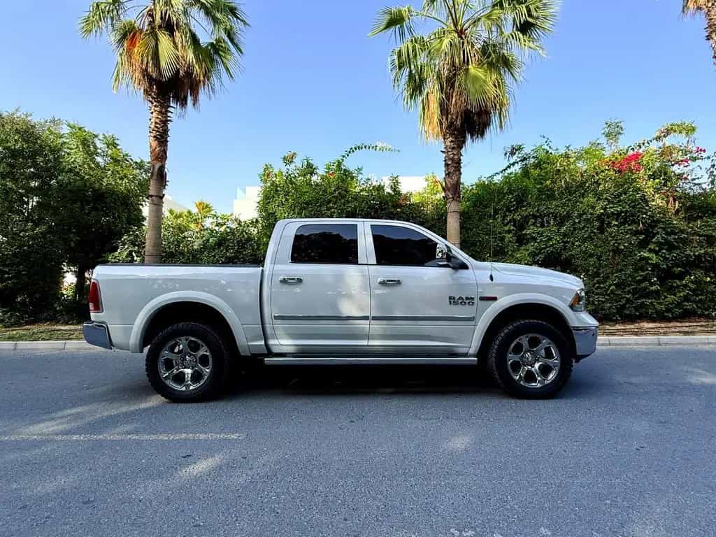 Dodge RAM 3.0DIESEL*OFFROAD*LIFT*LARAMIE*AHK*NAVI*LUFT*PDC 12/2015-photo-14