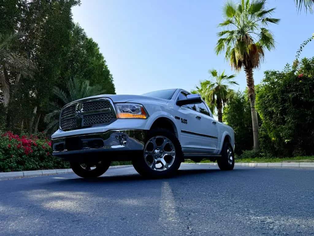 Dodge RAM 3.0DIESEL*OFFROAD*LIFT*LARAMIE*AHK*NAVI*LUFT*PDC 12/2015-photo-3