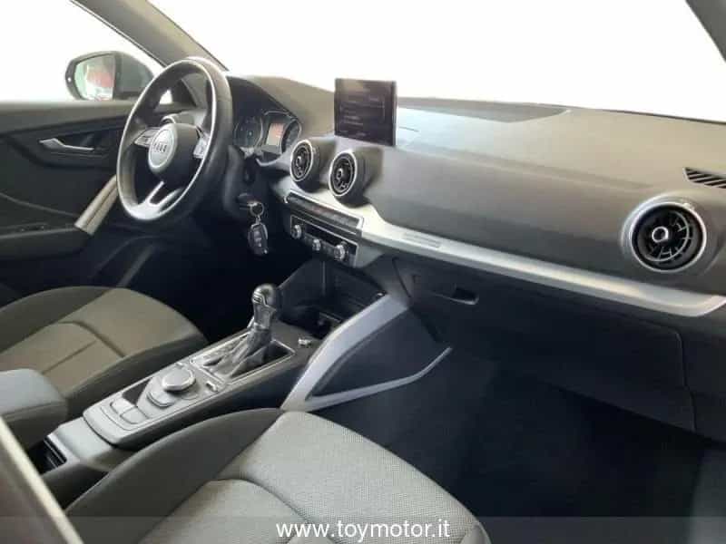 Audi Q2 30 TDI S tronic Identity Black 07/2020-photo-13