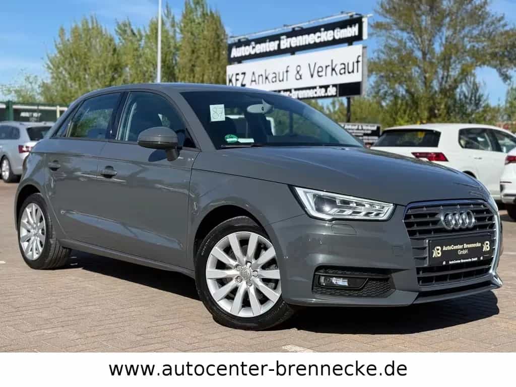 Audi A1 Sportback Sport*Xenon*Tempomat*8-fach* 10/2017-photo-0