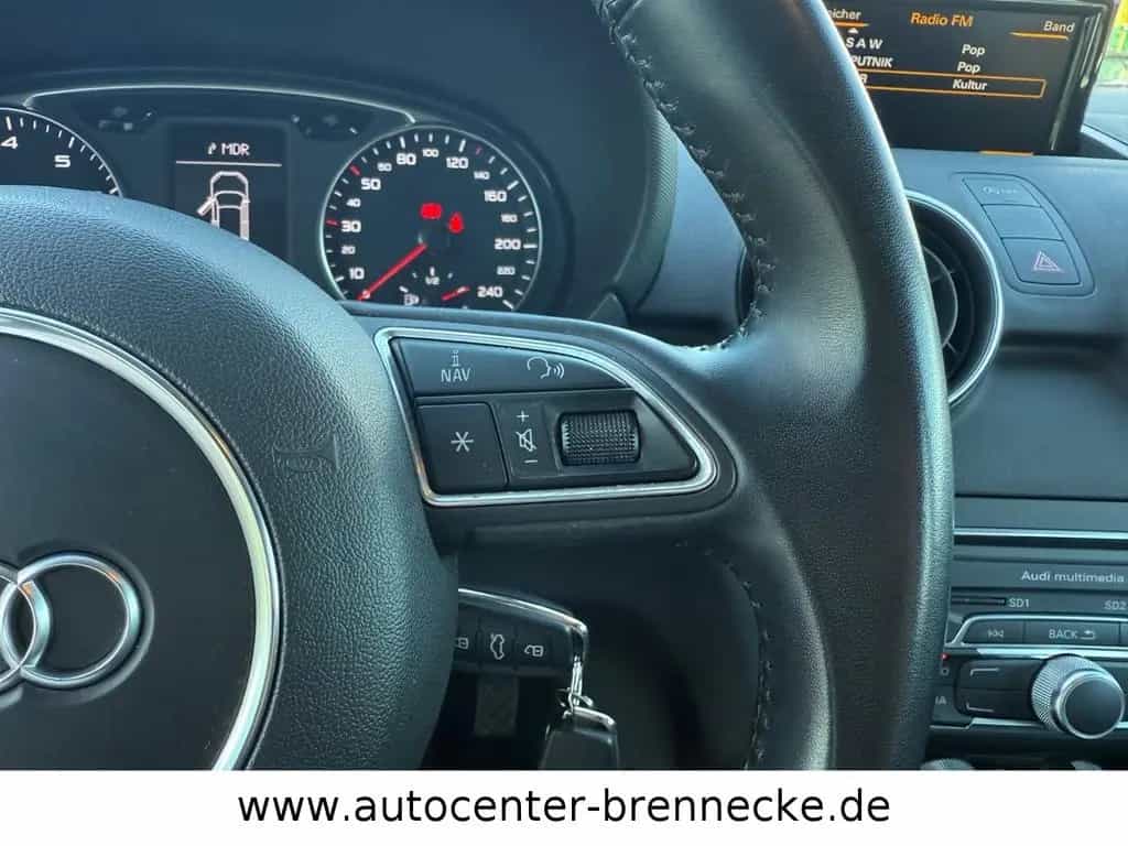 Audi A1 Sportback Sport*Xenon*Tempomat*8-fach* 10/2017-photo-13