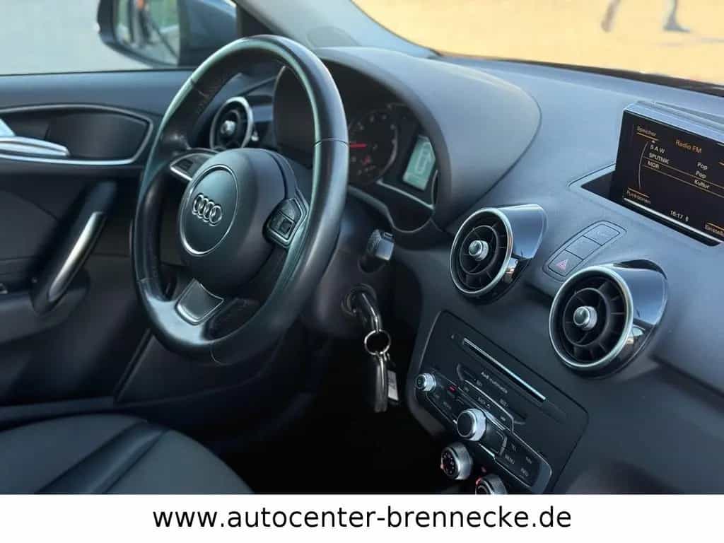 Audi A1 Sportback Sport*Xenon*Tempomat*8-fach* 10/2017-photo-16