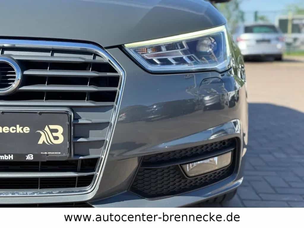 Audi A1 Sportback Sport*Xenon*Tempomat*8-fach* 10/2017-photo-18