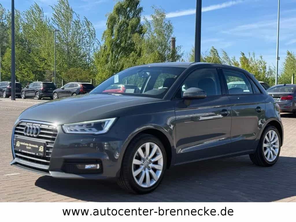 Audi A1 Sportback Sport*Xenon*Tempomat*8-fach* 10/2017-photo-2