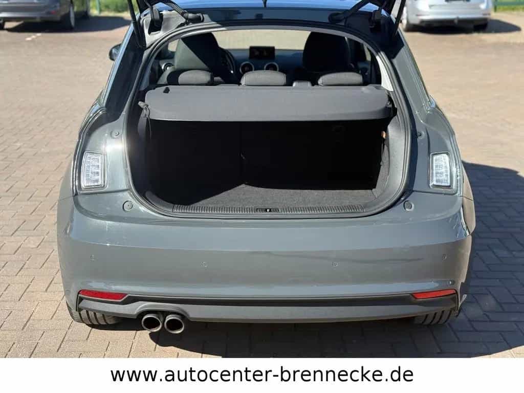 Audi A1 Sportback Sport*Xenon*Tempomat*8-fach* 10/2017-photo-6