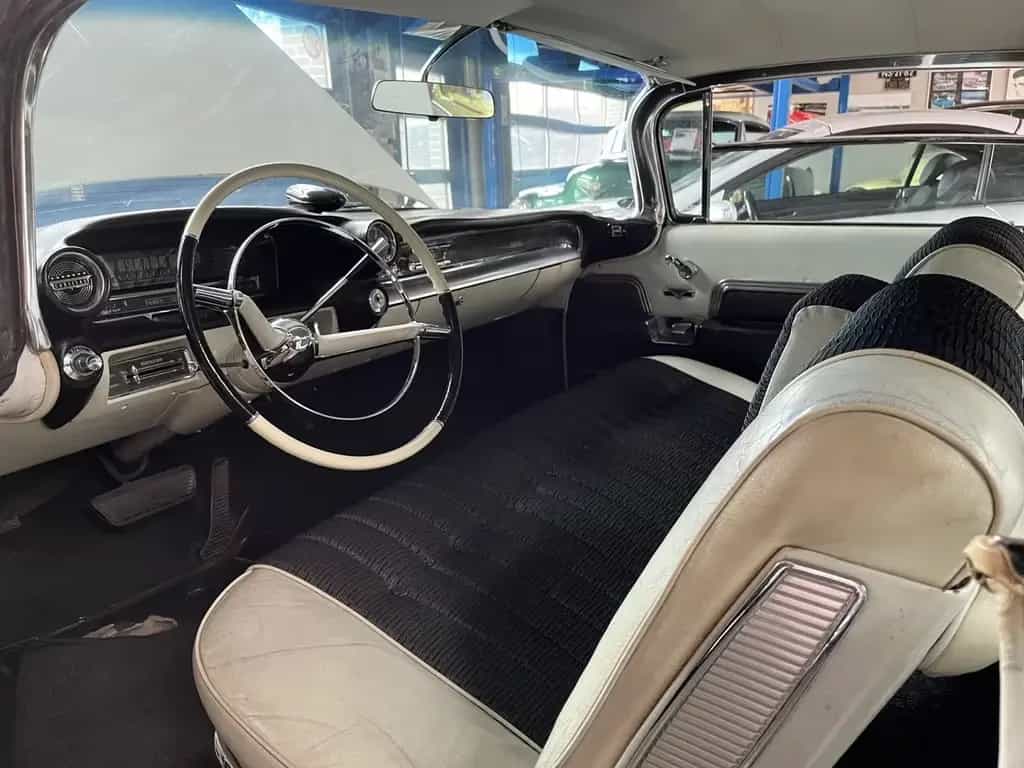 Cadillac Deville COUPE 06/1959-photo-13