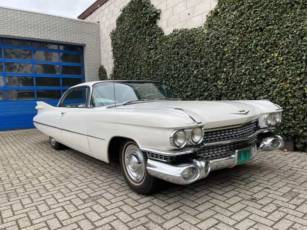 Cadillac Deville COUPE 06/1959-photo-2