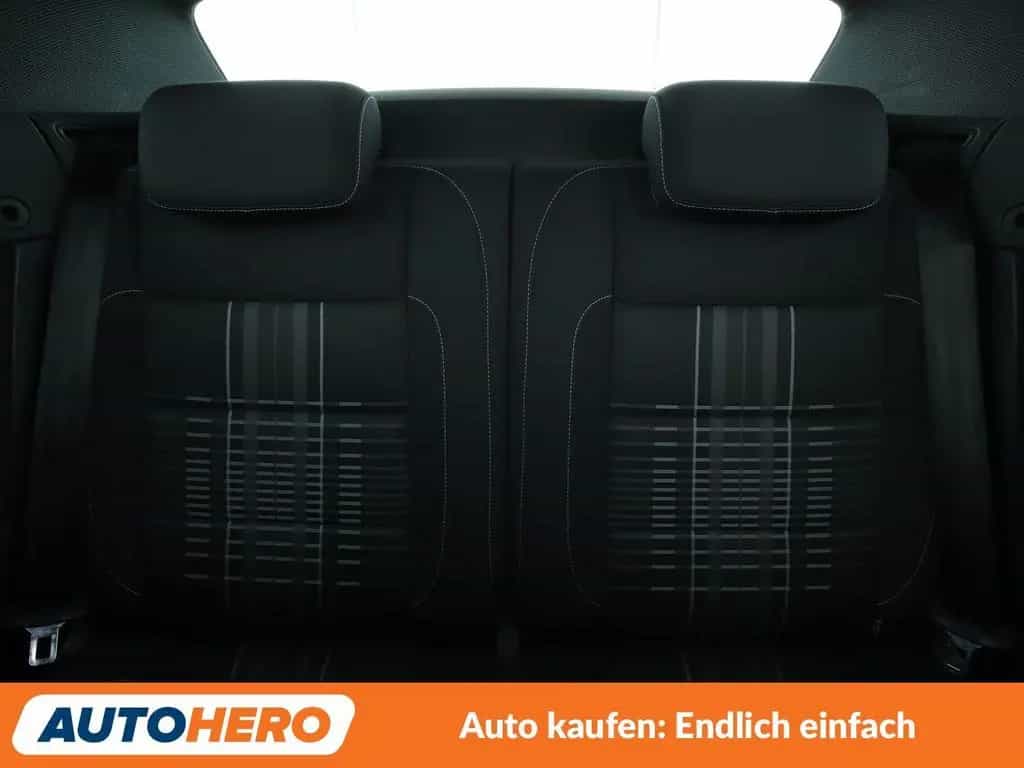 Volkswagen Golf VI 1.4 TSI Lounge Aut.*NAVI*BI-XENON*PDC* 05/2015-photo-12