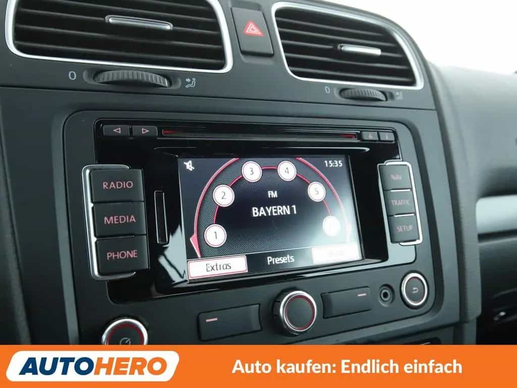 Volkswagen Golf VI 1.4 TSI Lounge Aut.*NAVI*BI-XENON*PDC* 05/2015-photo-17