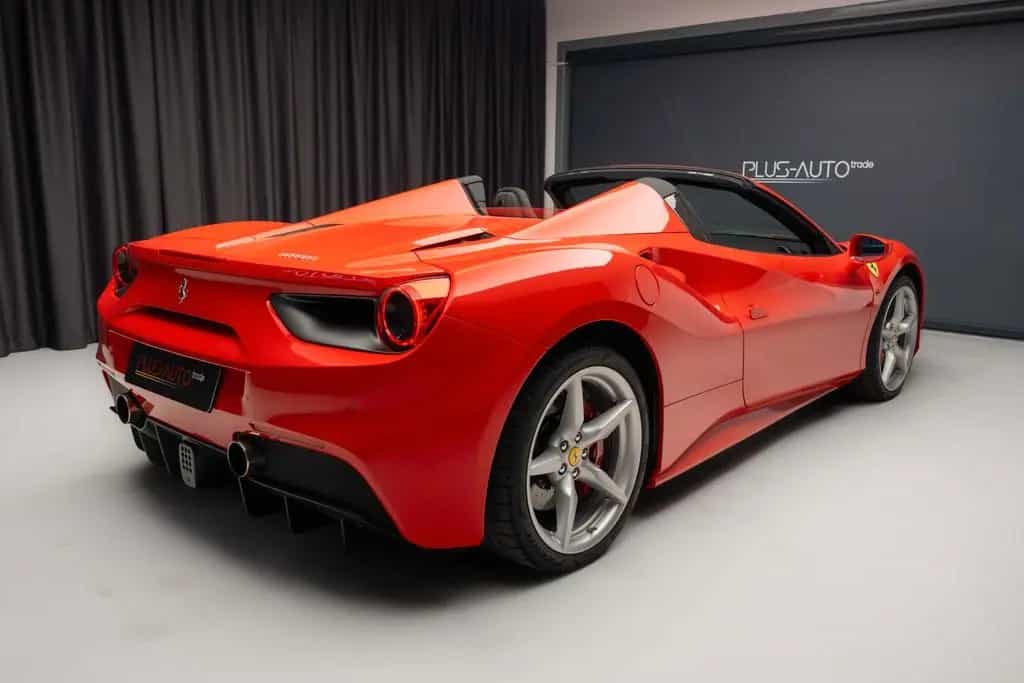 Ferrari 488 Spider 08/2019-photo-13