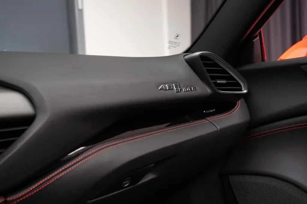 Ferrari 488 Spider 08/2019-photo-18