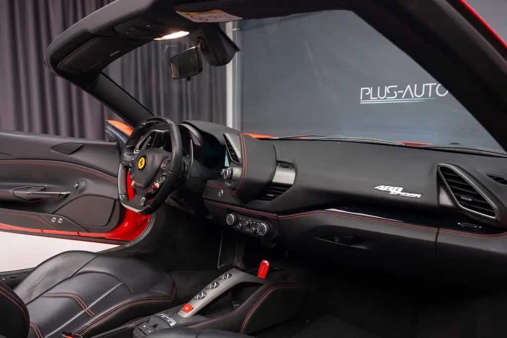 Ferrari 488 Spider 08/2019-photo-30