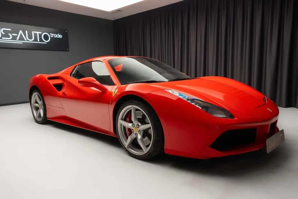 Ferrari 488 Spider 08/2019-photo-31