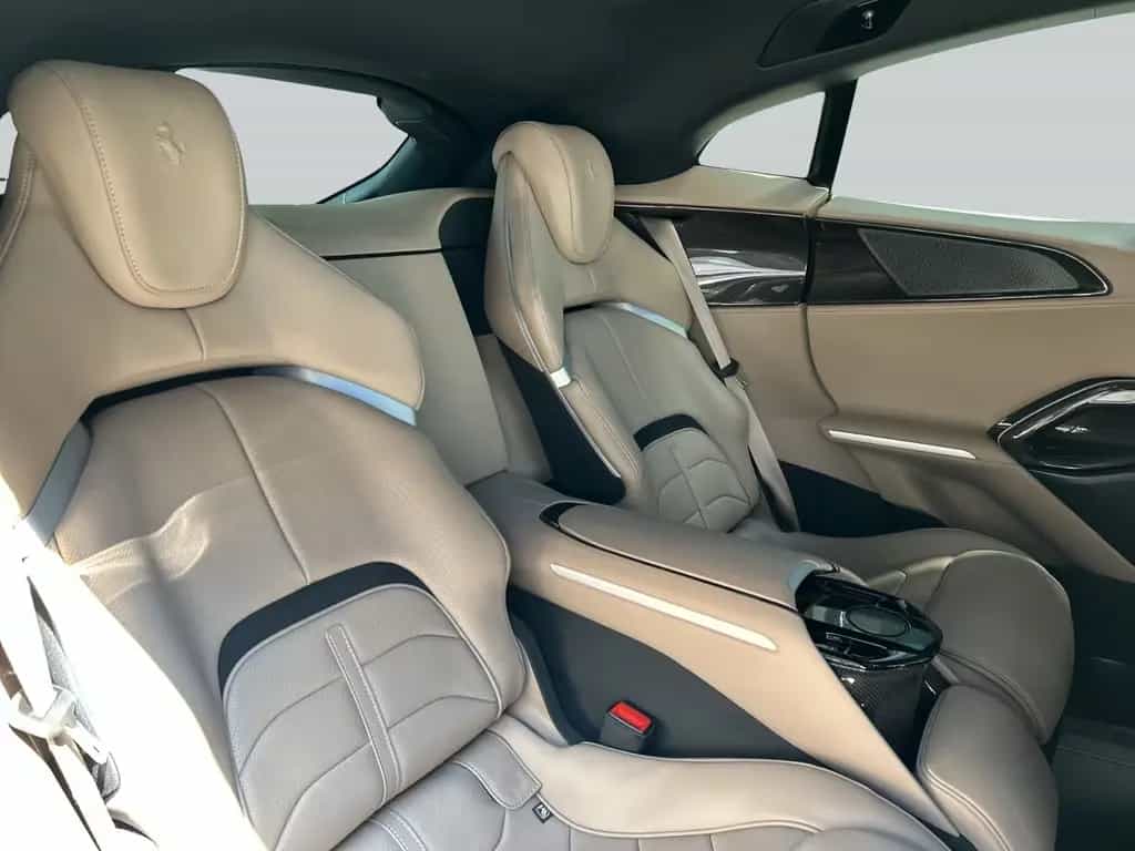 Ferrari Purosangue 06/2025-photo-21