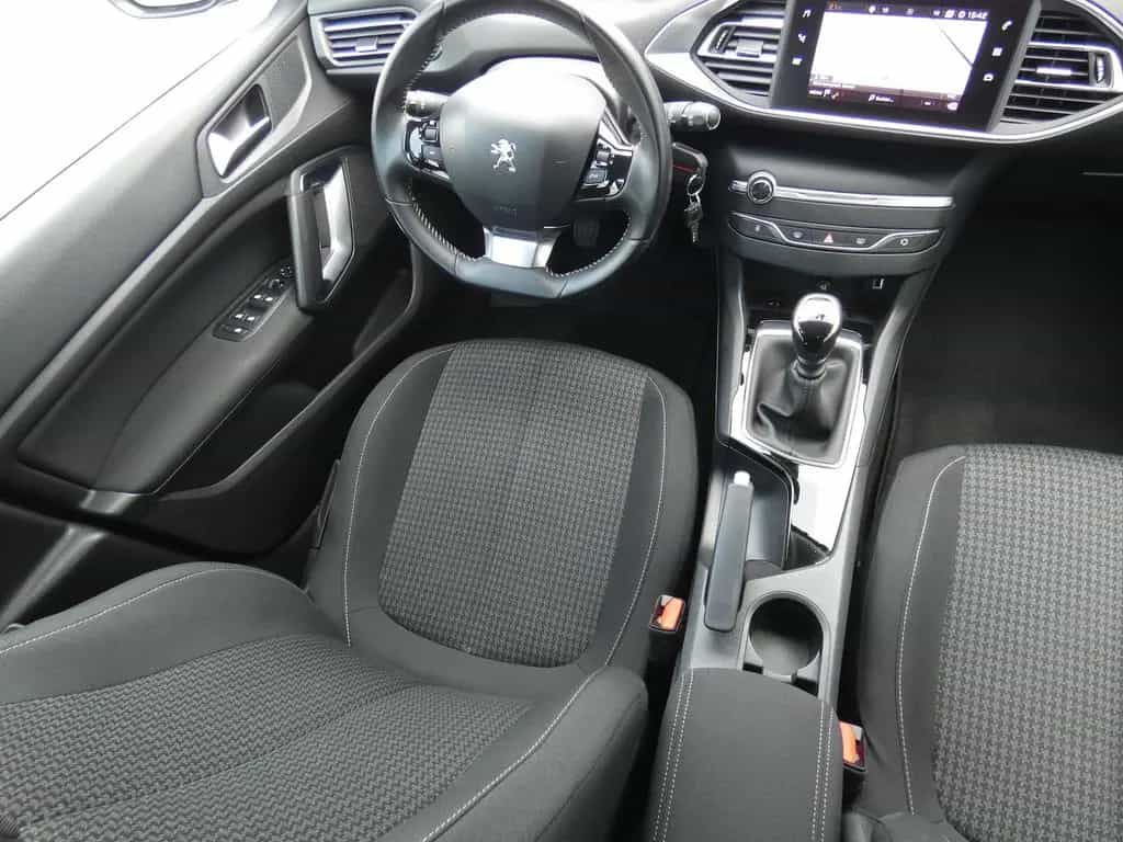 Peugeot 308 Active *KLIMA*ALU*NAVI*KAMERA*SHZ* 01/2021-photo-32