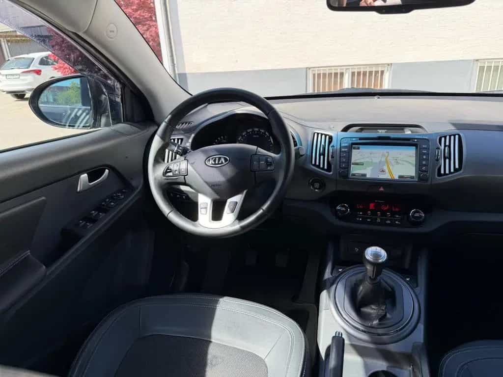 Kia Sportage Spirit 4WD *AHK*NAVI*SHZ* 11/2012-photo-10