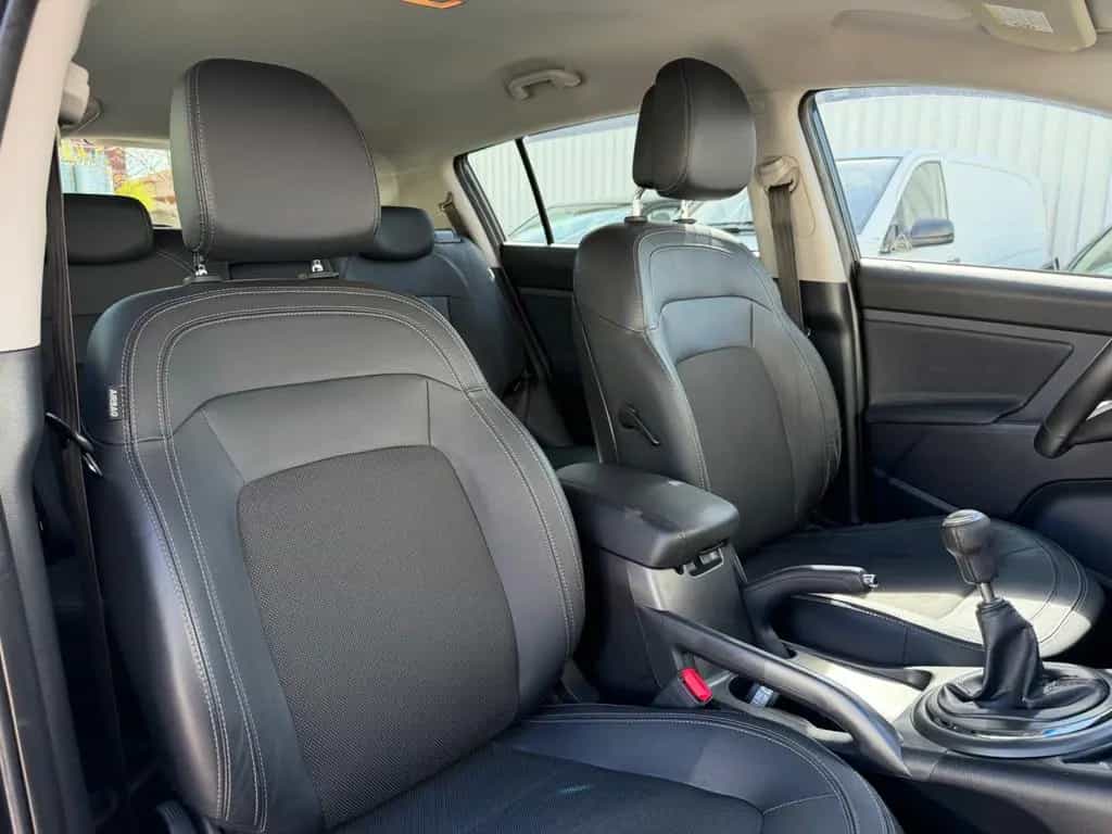 Kia Sportage Spirit 4WD *AHK*NAVI*SHZ* 11/2012-photo-14