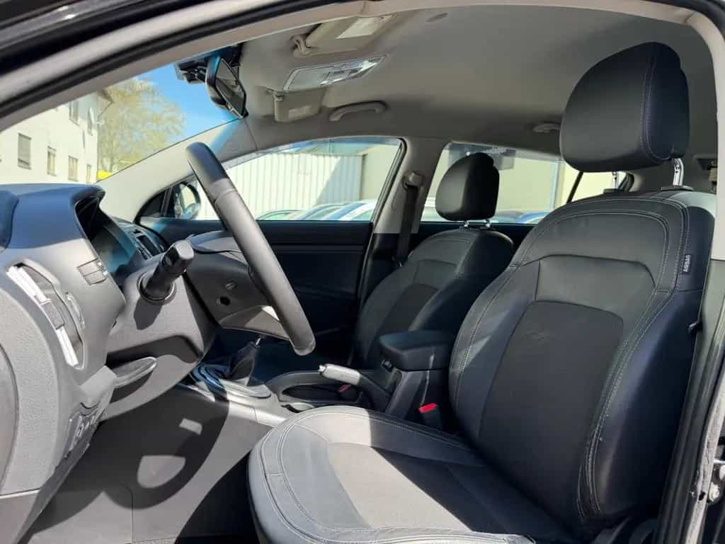 Kia Sportage Spirit 4WD *AHK*NAVI*SHZ* 11/2012-photo-6
