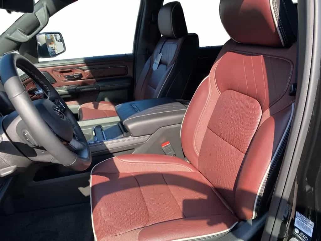 Dodge RAM 1500 Limited Night Crew Cab null-photo-18