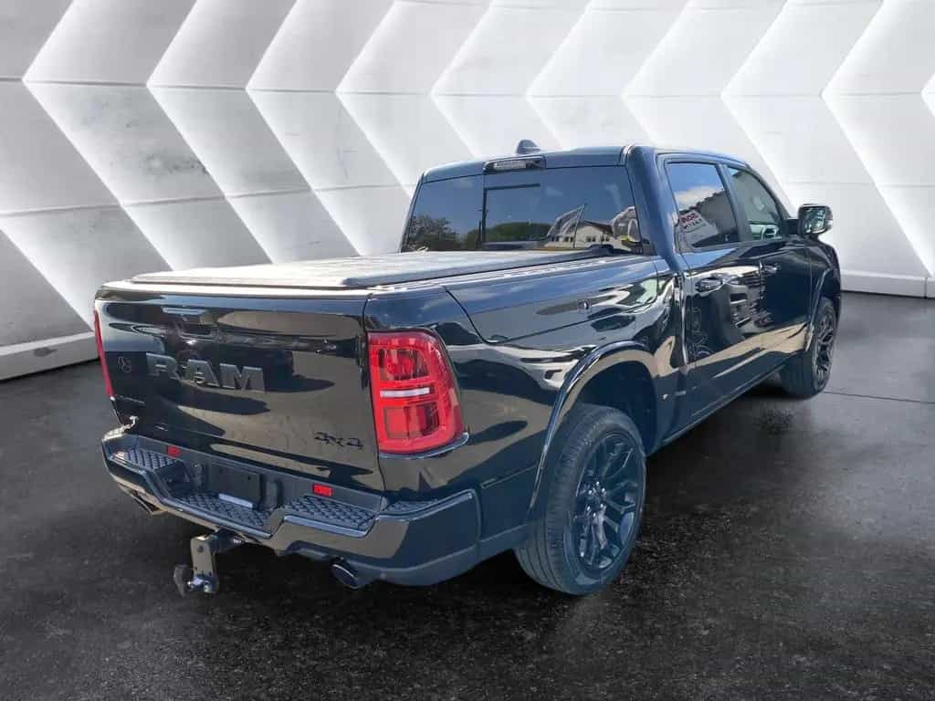 Dodge RAM 1500 Limited Night Crew Cab null-photo-5
