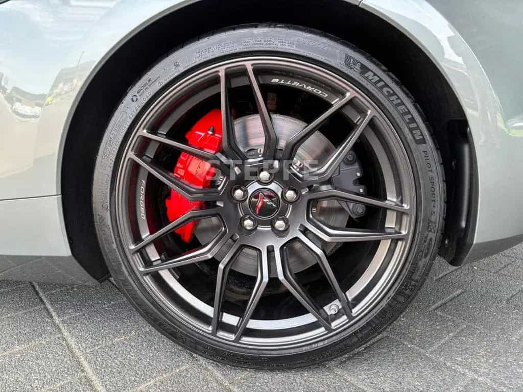 Corvette Z06 5,5V8 Coupe Europamodell 3LZ 08/2025-photo-18